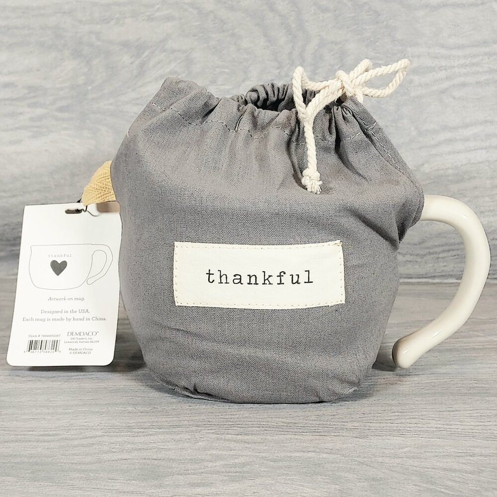 Demdaco Warm Heart White & Gray Ceramic Stoneware Coffee Tea Soup Cocoa Mug New!